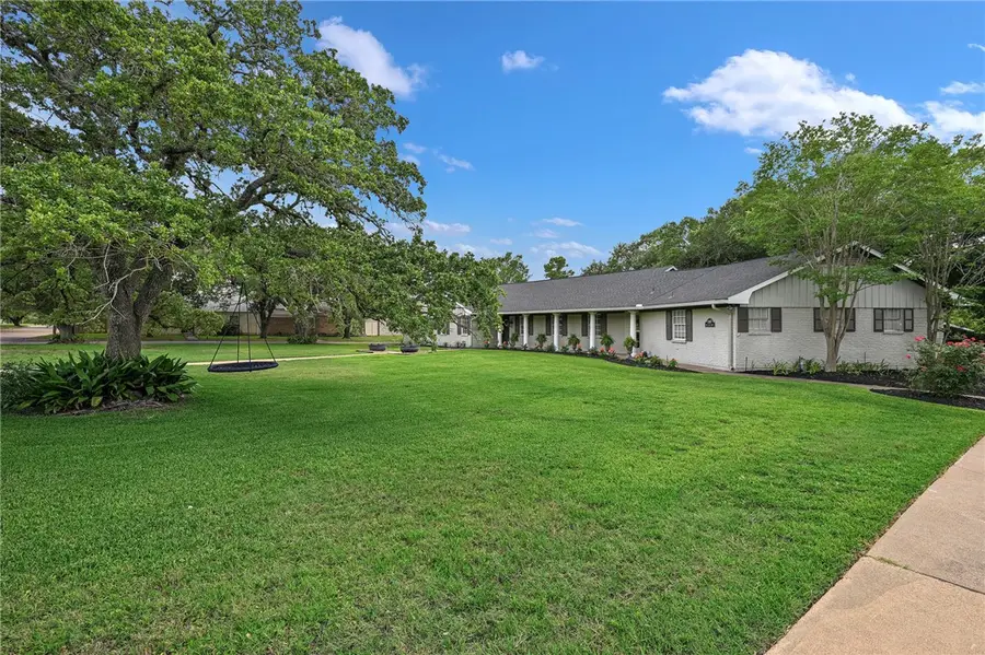 1307 E 31st Street, Bryan, TX 77802 - #2