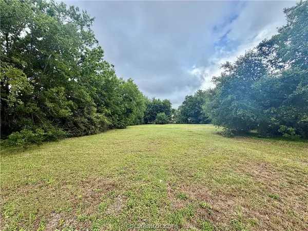 901 E Martin Luther King Jr Street, Bryan, TX 77803