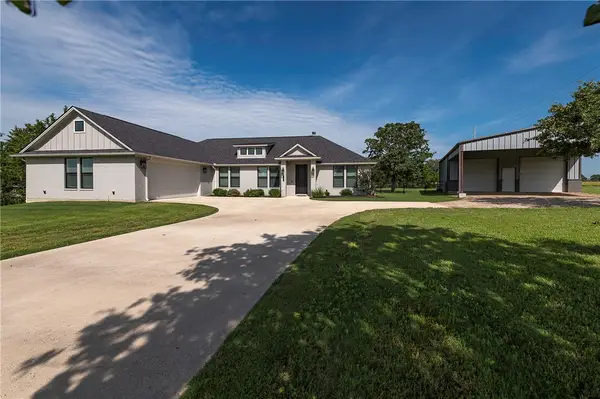 4119 Golden Eagle Drive, Bryan, TX 77808