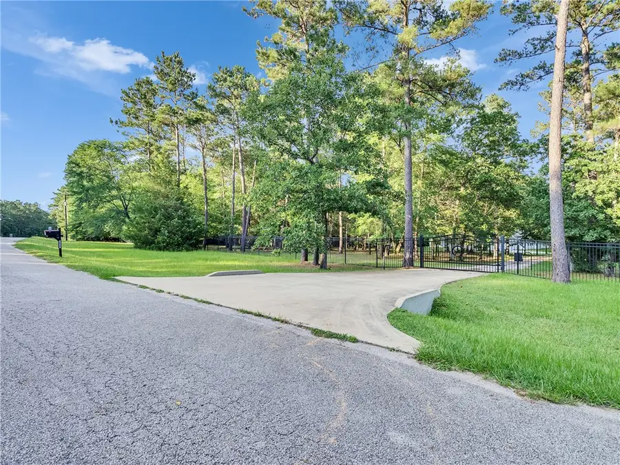 9058 Amelia Drive, Anderson, TX 77830 - #2