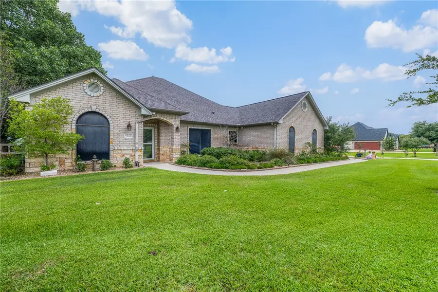 4863 Blazing, Bryan, TX 77808 - #3