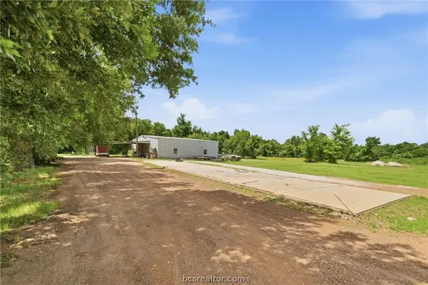 301 Cooks Lane, Franklin, TX 77856