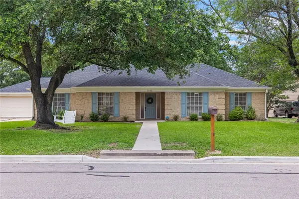 1040 Rose Circle, College Station, TX 77840
