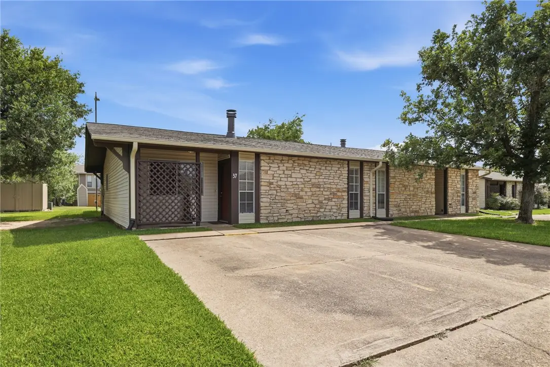 2100 Windsor Drive #37, Bryan, TX 77802 - #1