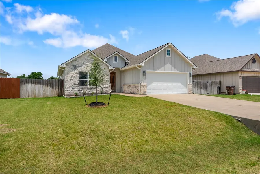 401 Brazos Bend, Snook, TX 77878 - #2