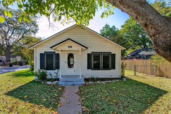 601 W Mustang Street, Caldwell, TX 77836