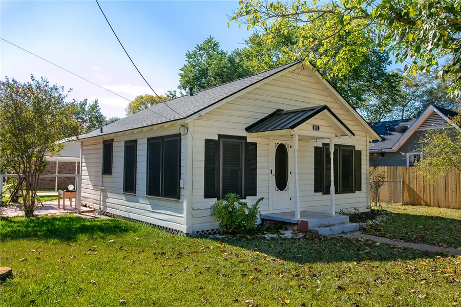 601 W Mustang Street, Caldwell, TX 77836 - #2