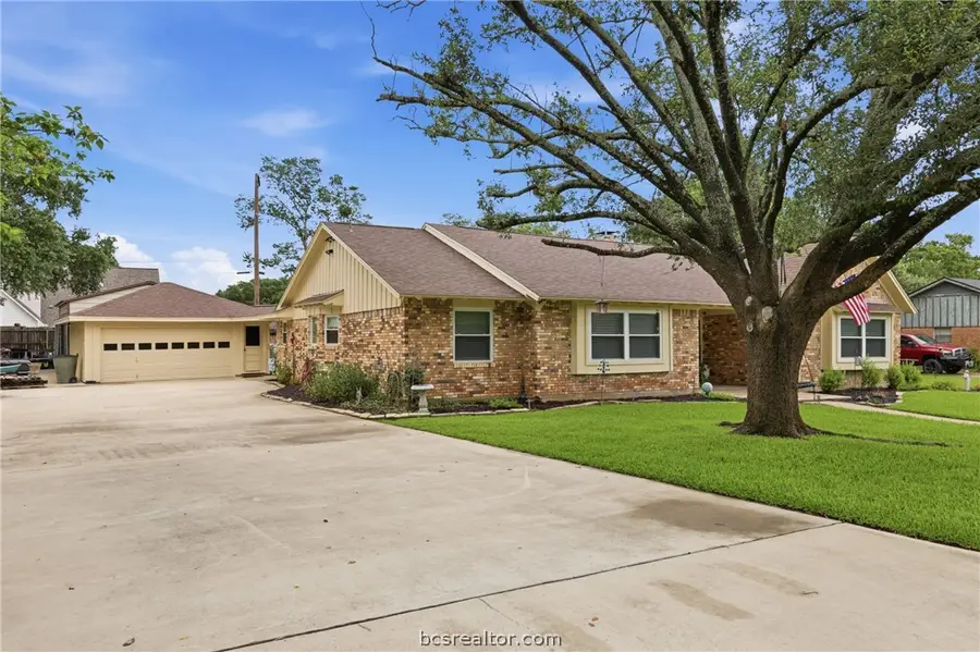 2507 Willow Bend Drive, Bryan, TX 77802 - #2