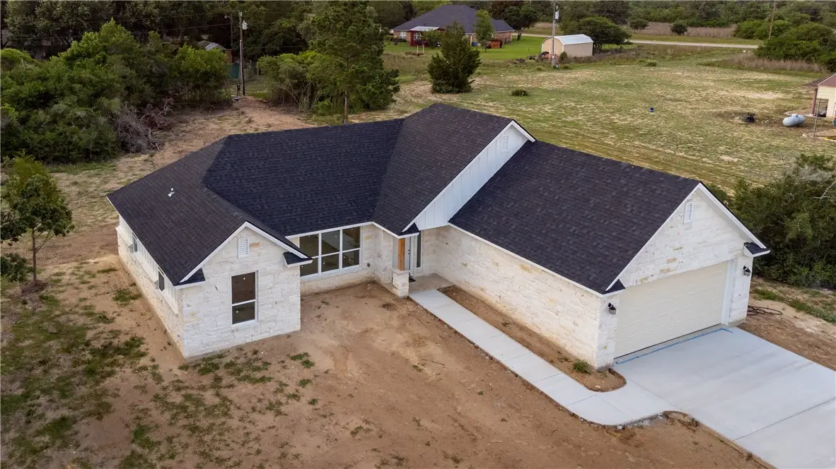 178 Jamaica Lane, Hilltop Lakes, TX 77871 - #1