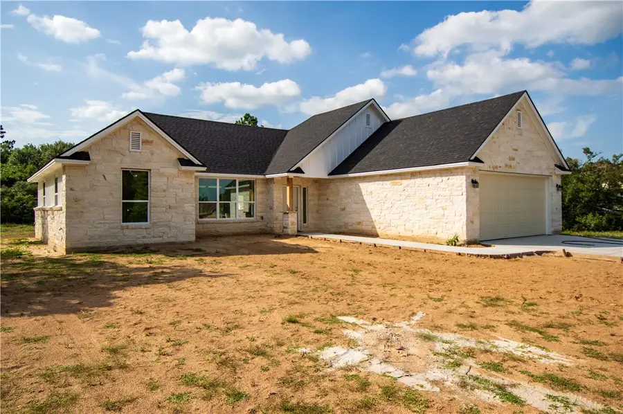 178 Jamaica Lane, Hilltop Lakes, TX 77871 - #2