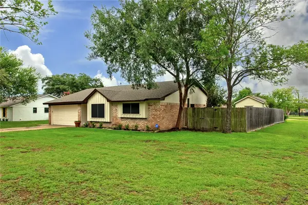 2400 Barak Lane, Bryan, TX 77802