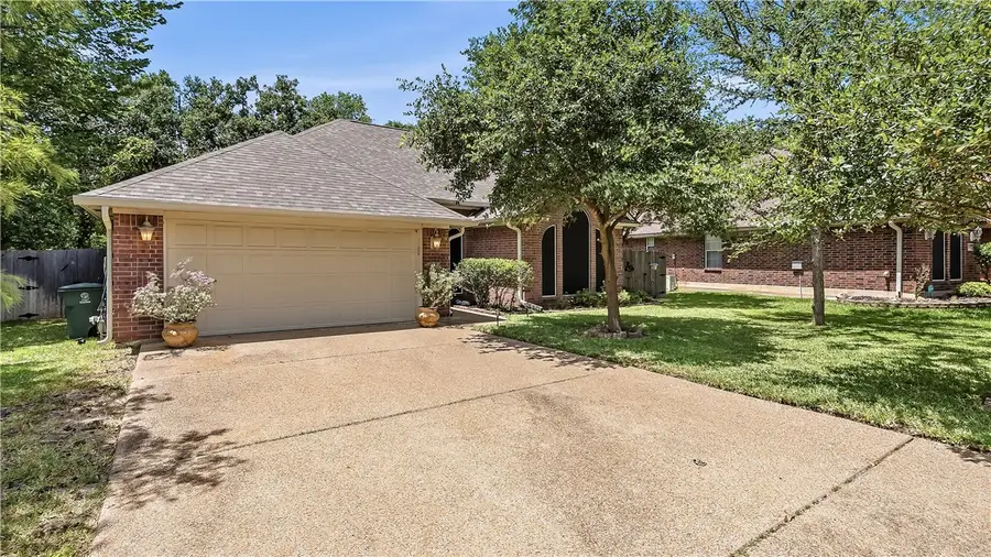 1703 White Stone Drive, Bryan, TX 77807 - #2