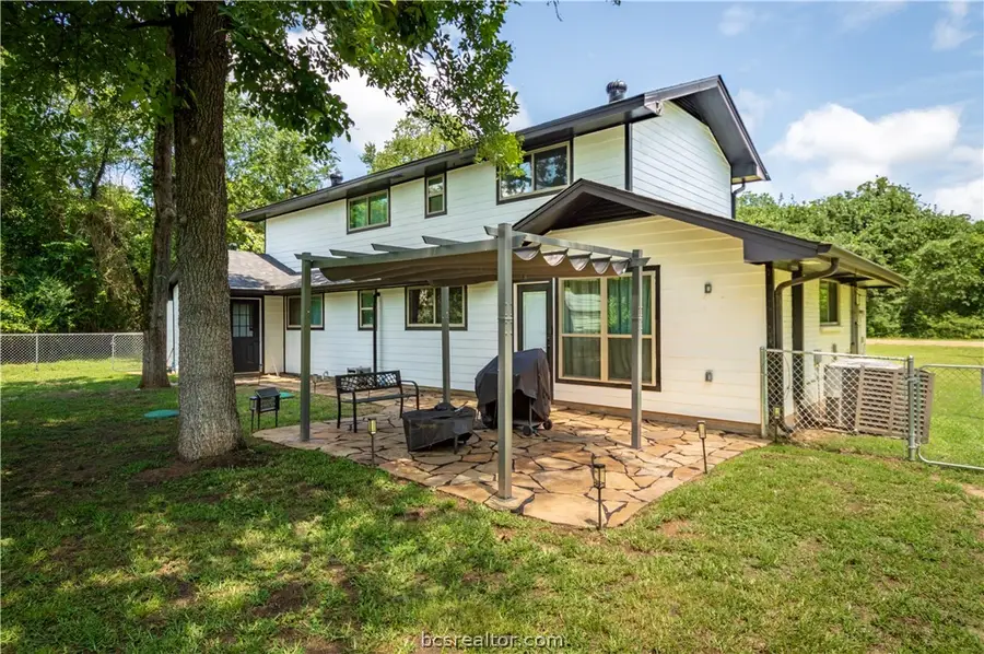 15 Golfclub Drive, Hilltop Lakes, TX 77871 - #3