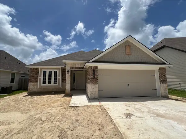 1388 Kingsgate Drive, Bryan, TX 77807