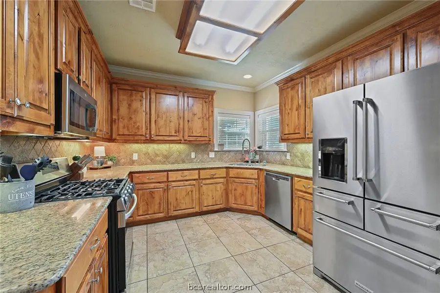 2700 Hickory Court, Bryan, TX 77808 - #2