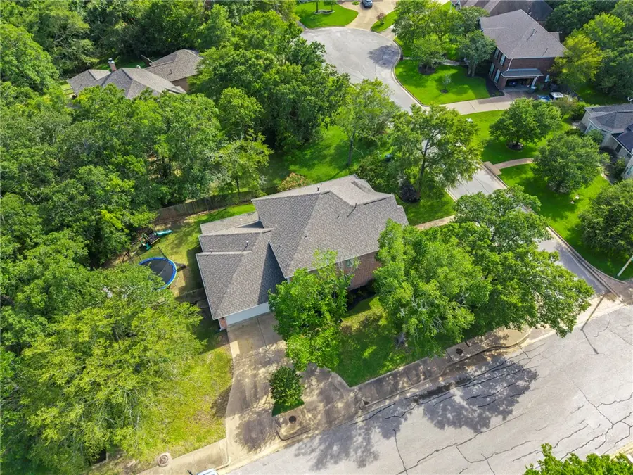 5601 Hampton Court, Bryan, TX 77802 - #3