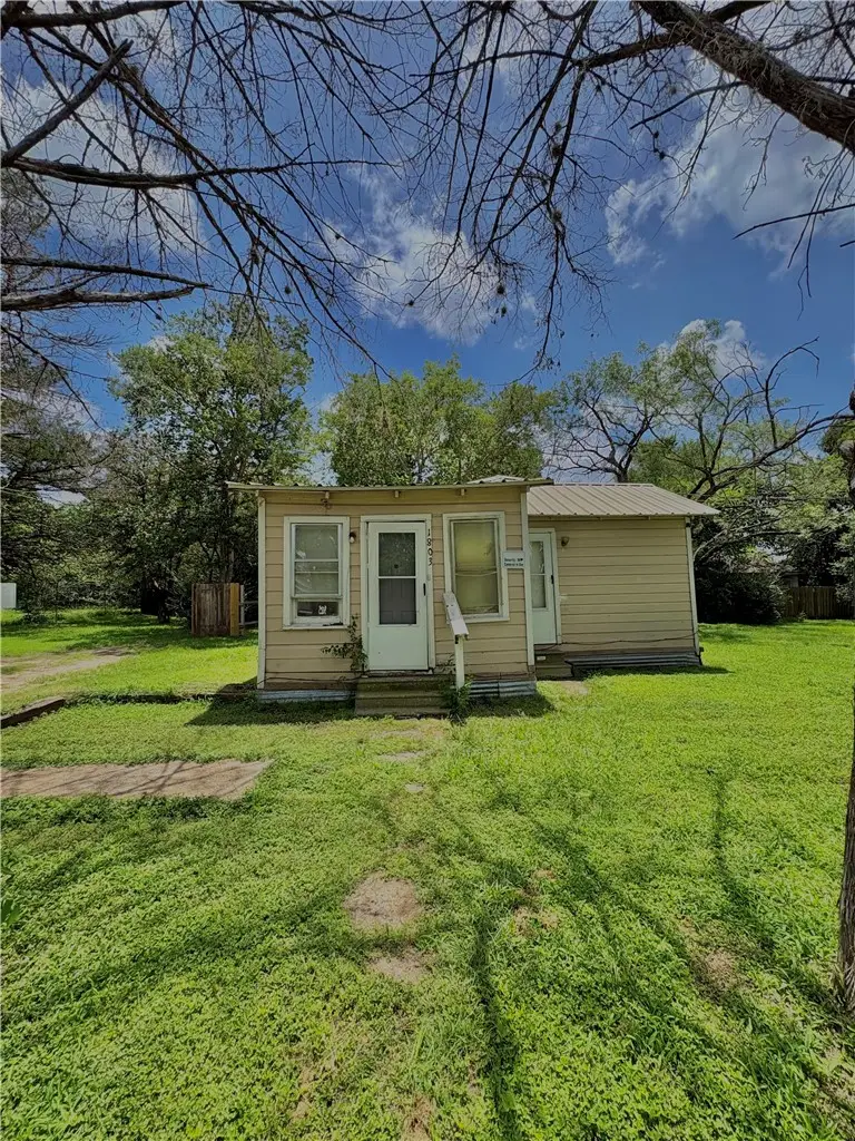 1803 W 18th Street, Bryan, TX 77803 - #1