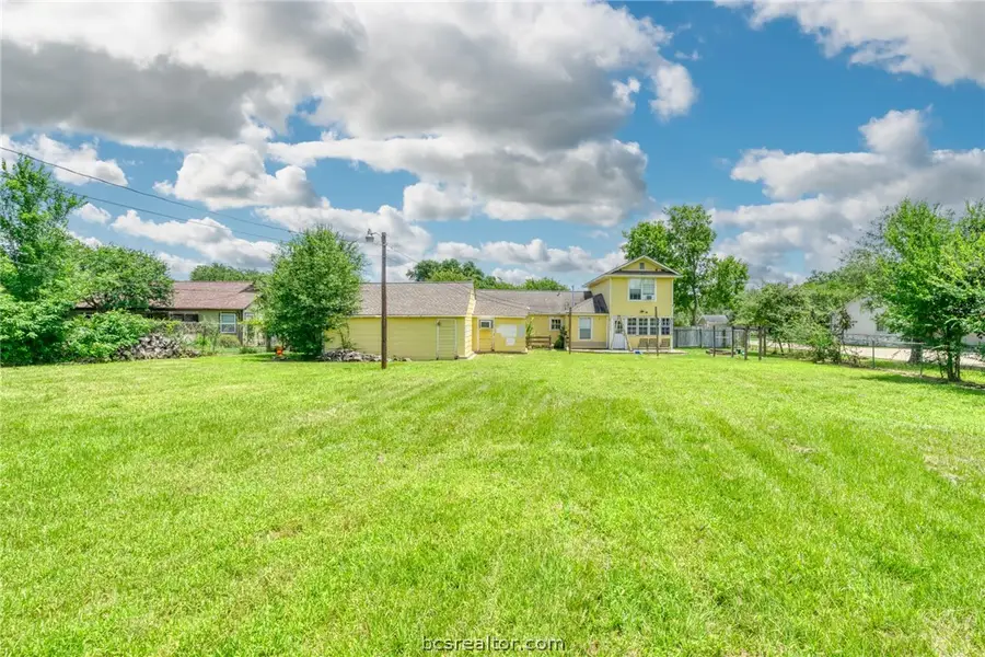 710 Inwood Drive, Bryan, TX 77802 - #2
