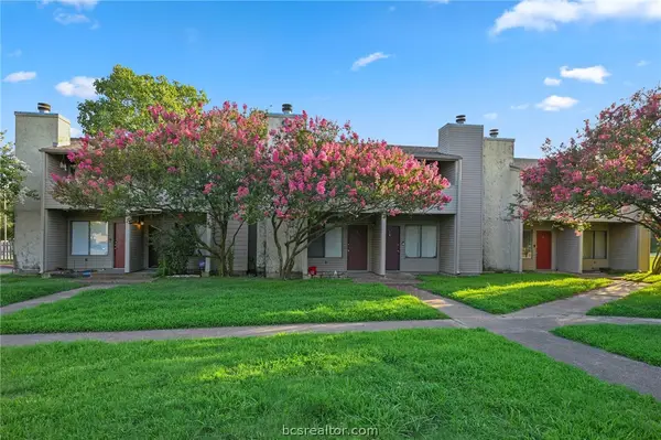 1900 Dartmouth #A-5, College Station, TX 77840-3921