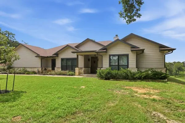 3104 Stonewood Drive, Franklin, TX 77856 - #3