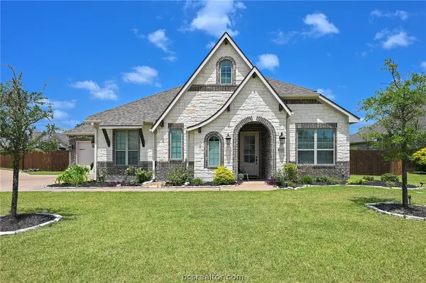 1928 Spanish Moss Drive, College Station, TX 77845