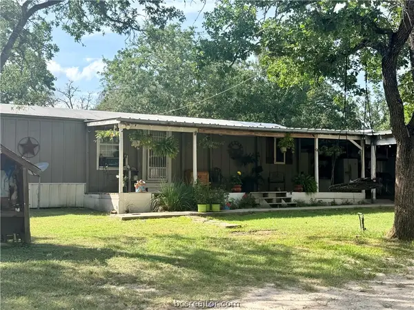 952 Timber Ridge, Caldwell, TX 77836