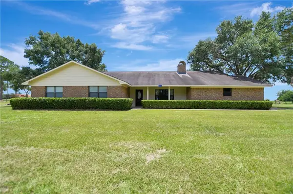 341 S Loop 497, Kenney, TX 77452