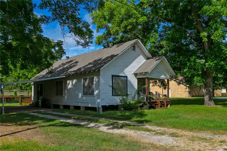 202 S Broadway Street, Caldwell, TX 77836 - #3