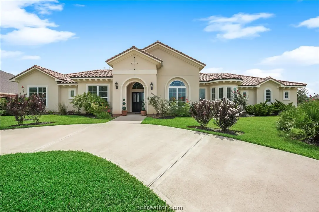 230 Lawrence Marshall Drive, Hempstead, TX 77445 - #1