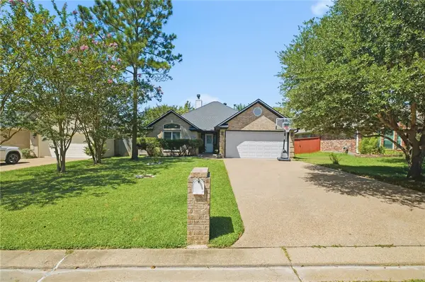 2342 Kendal Green Circle, College Station, TX 77845