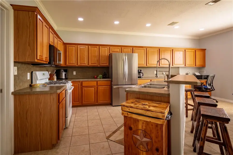 3 Meadows Drive, Hilltop Lakes, TX 77871 - #3