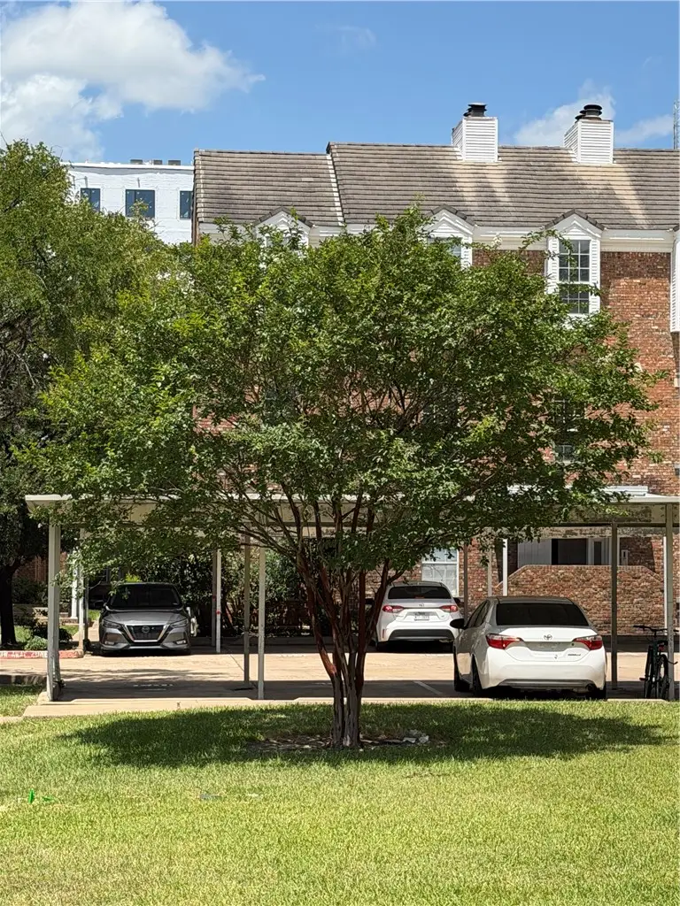 400 Nagle #302, Bryan College Station, TX 77840 - #1