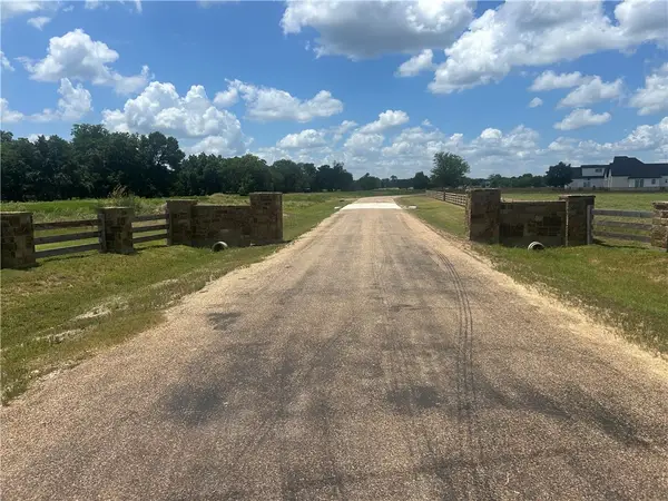 Track 4 Hudson Farms Rd, Franklin, TX 77856