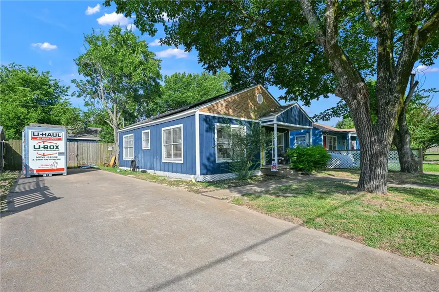 1207 E 26th Street, Bryan, TX 77803 - #2