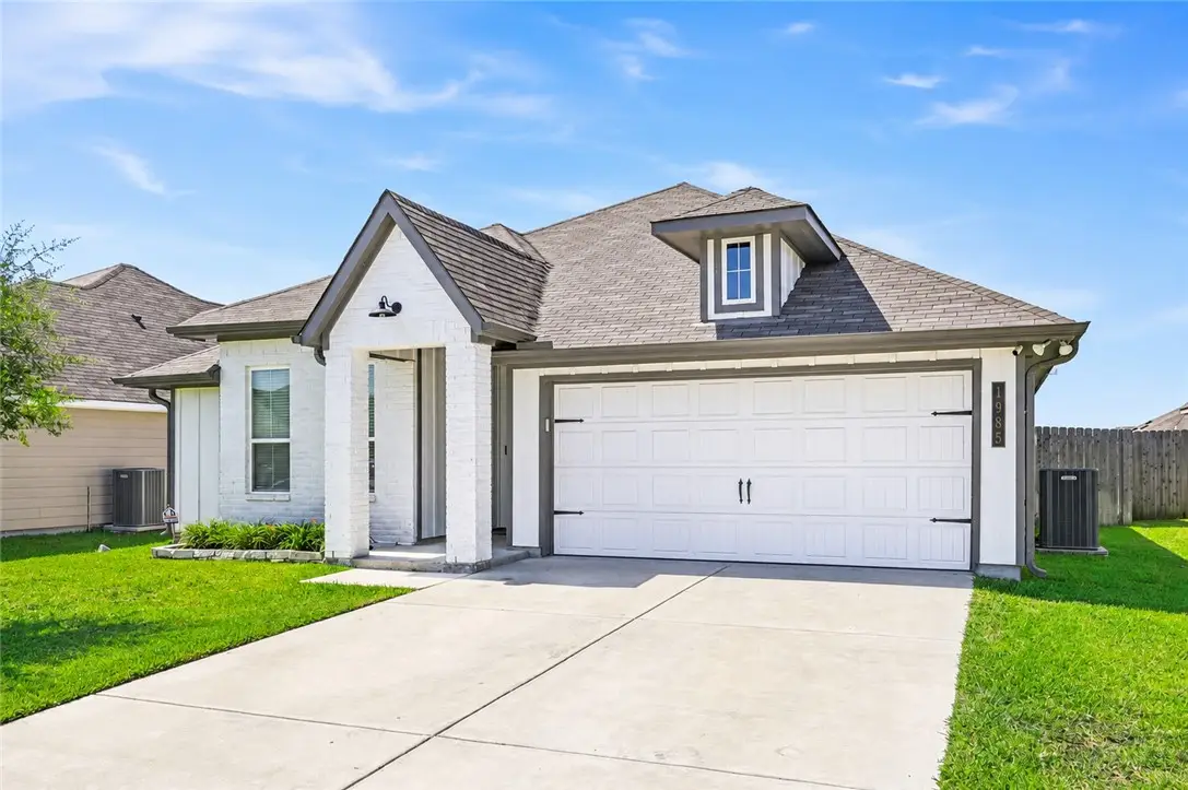 1985 Chief Street, Bryan, TX 77807 - #1