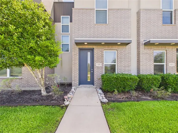 428 William D Fitch, College Station, TX 77845
