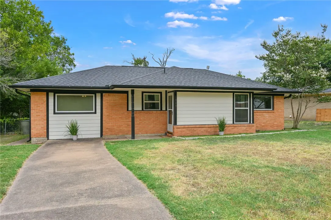 1915 Vinewood Drive, Bryan, TX 77802 - #1
