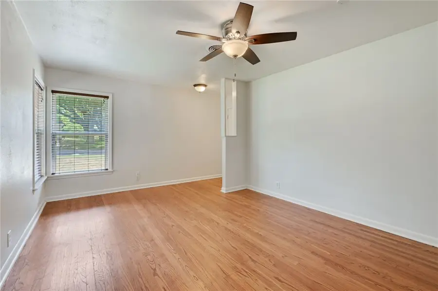 1915 Vinewood Drive, Bryan, TX 77802 - #3