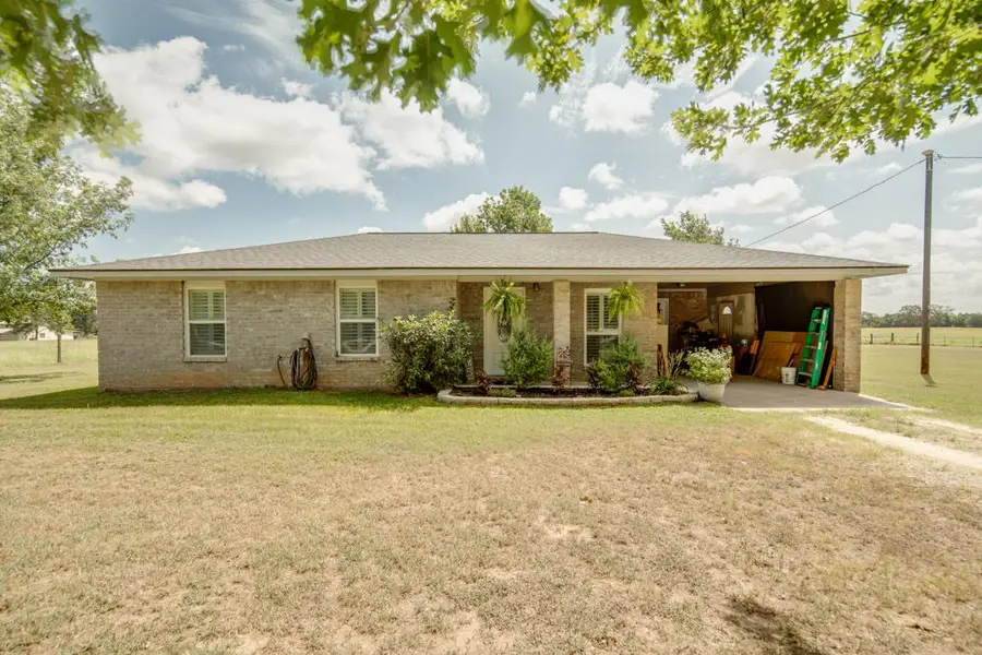 978 Holly Cemetary Road, Franklin, TX 77856 - #2