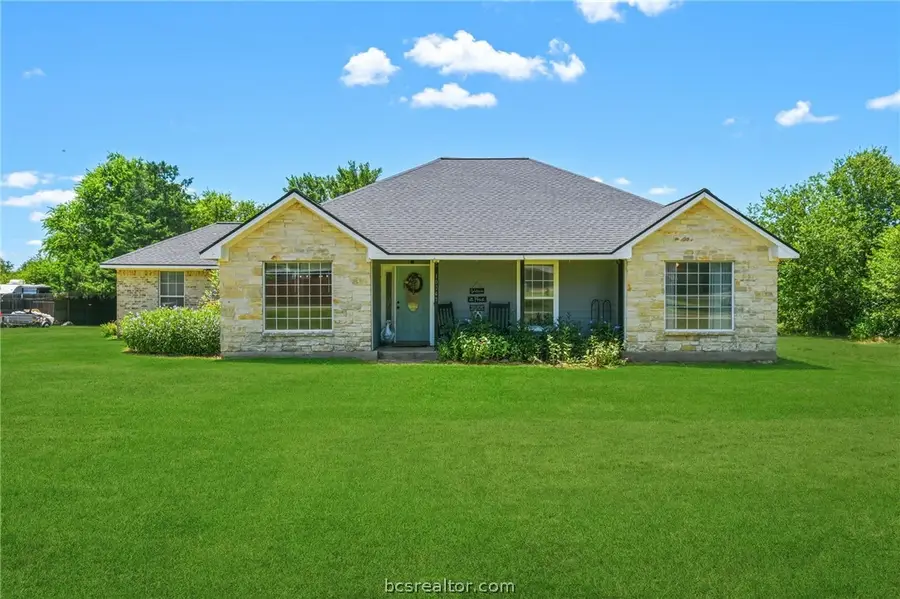 10747 Whispering Oaks Drive, Hearne, TX 77859 - #3