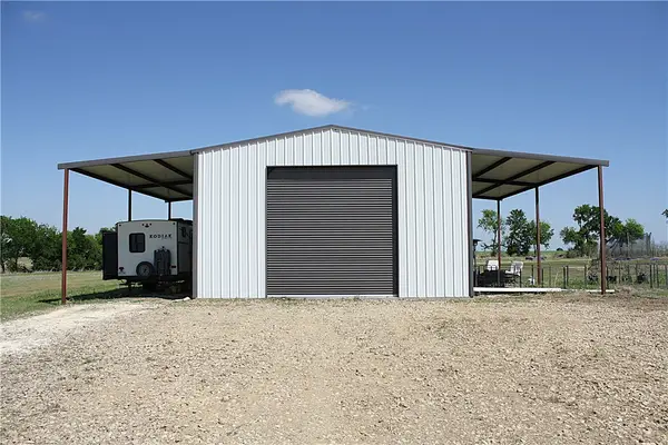 8821 County Road, Burlington, TX 76519