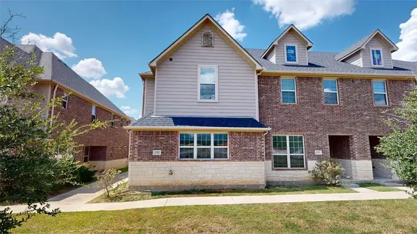 2027 Harvey Mitchell Parkway S, College Station, TX 77840