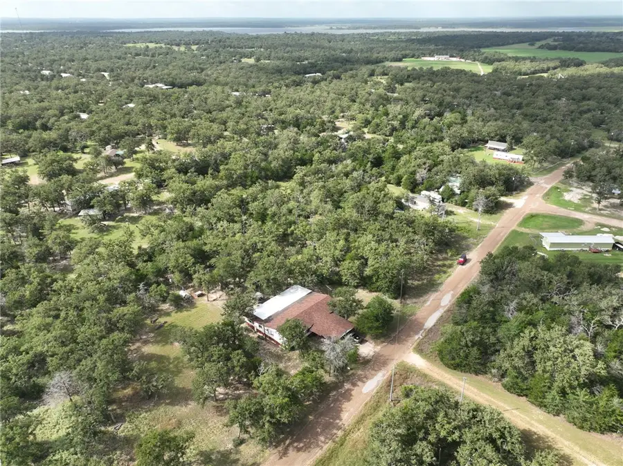 516 Wilderness Road, Somerville, TX 77879 - #3