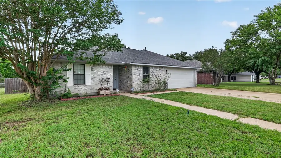 2402 Westwood Main Drive, Bryan, TX 77807 - #2