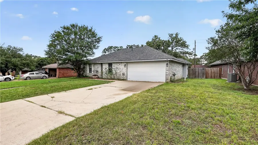 2402 Westwood Main Drive, Bryan, TX 77807 - #3