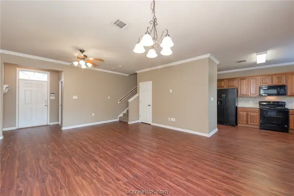 1425 W Villa Maria Road #903, Bryan, TX 77801-4233