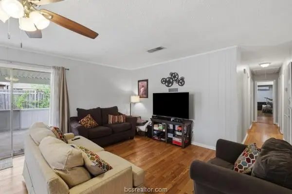 3518 Greenridge Circle, Bryan, TX 77802-4715 - #3