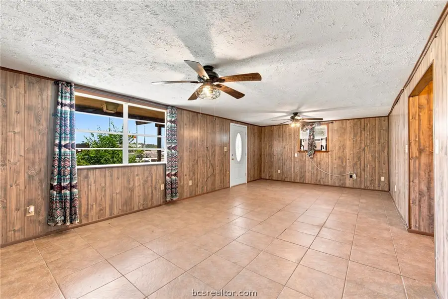 8032 E Fm 979, Franklin, TX 77856 - #3