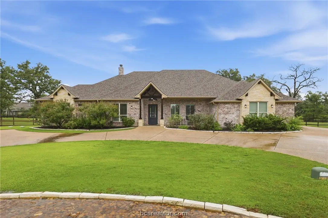 10225 Cambridge Drive, Iola, TX 77861 - #1