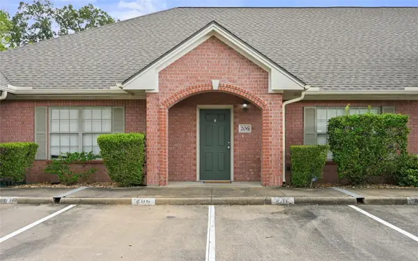 1702 Deacon Drive #206, College Station, TX 77845